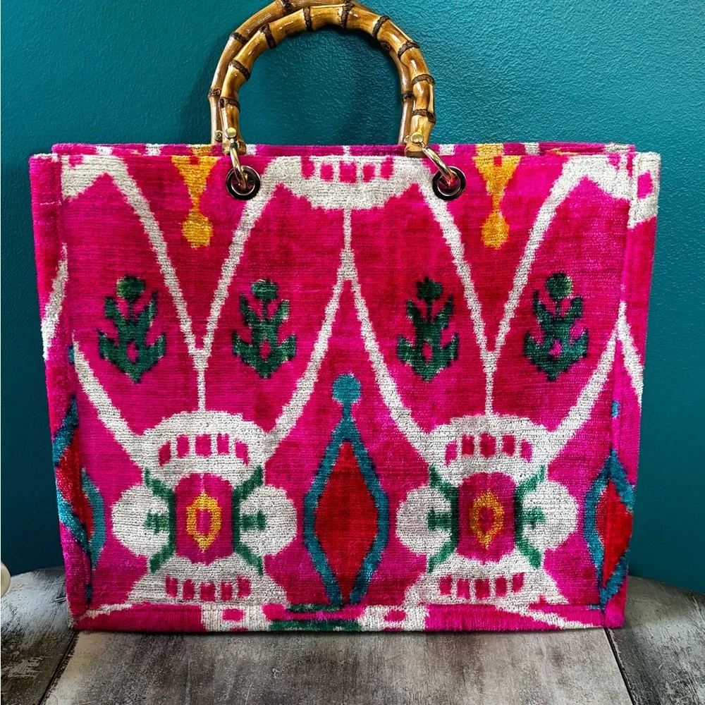 Silk velvet Ikat Tote with bamboo handles - Picture 1 of 7